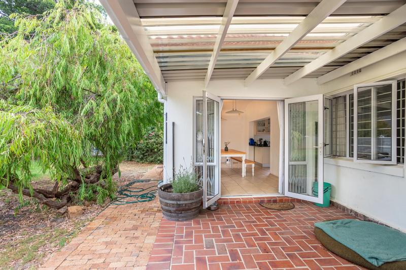 To Let 3 Bedroom Property for Rent in Pinelands Western Cape